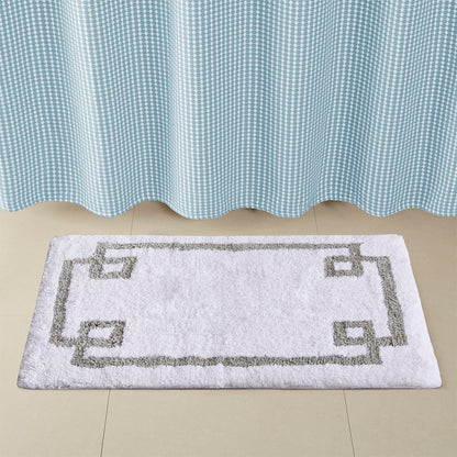 40-in x 24-in White Cotton Tufted Bath Rug Bath Mat Quick Dry