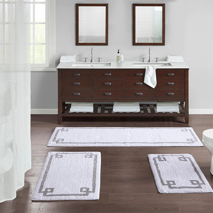 30-in x 20-in White Cotton Tufted Bath Rug Bath Mat Quick Dry